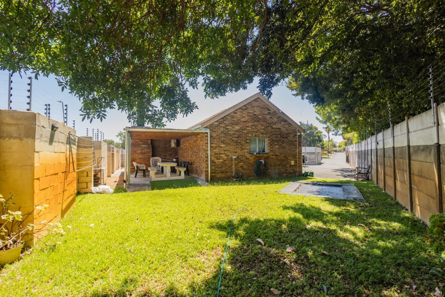 3 Bedroom Property for Sale in Amandelsig Western Cape